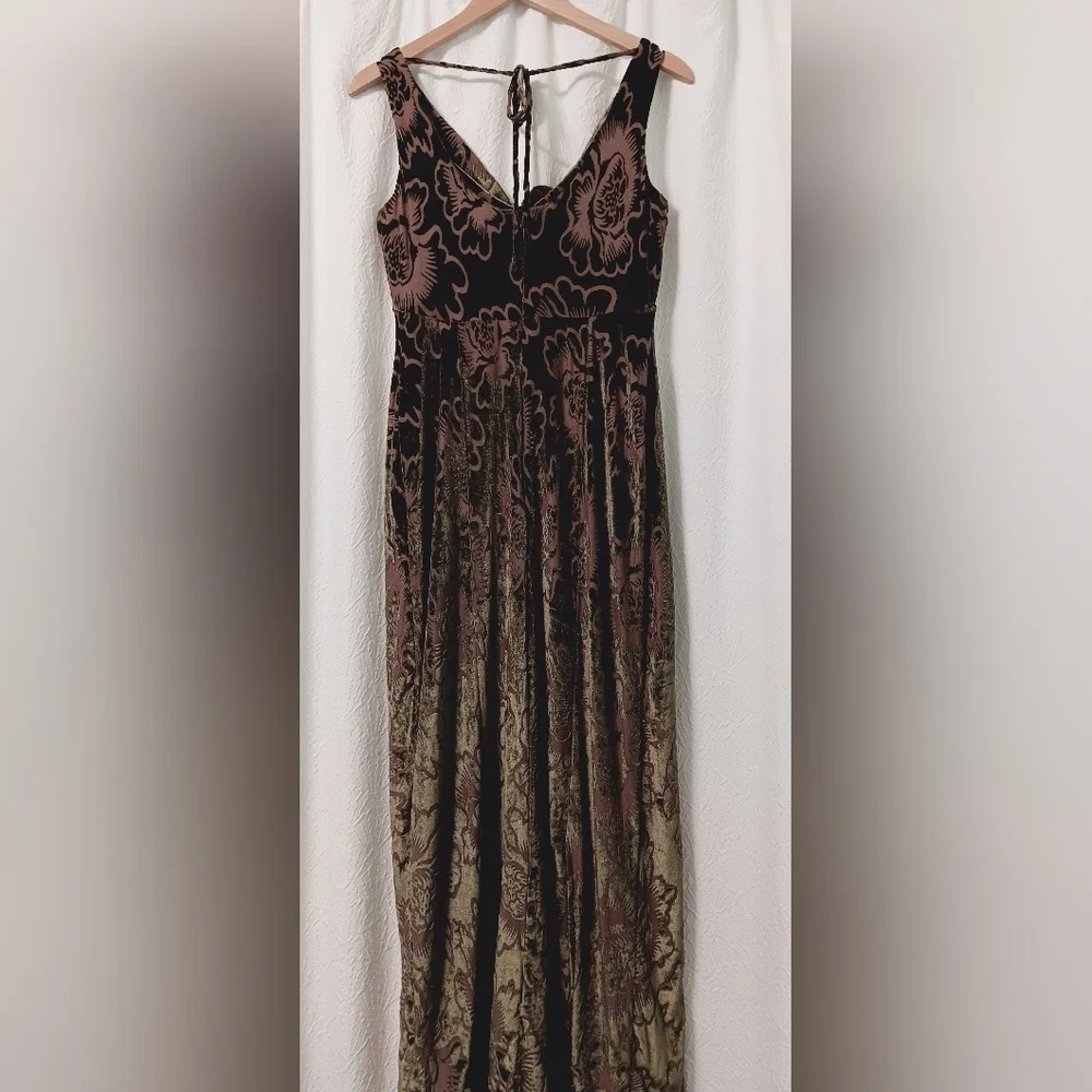 EUC TAYLOR Moss Green Floral Burnout Fall Cowl Neck Maxi Dress Size 6
